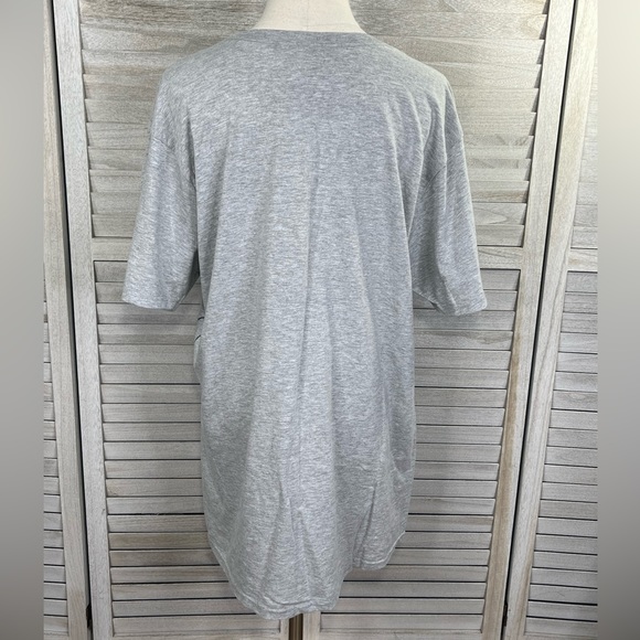 DISNEY PARKS Stitch Themed Crewneck Short Sleeve Tee Gray-XL - Picture 3 of 3